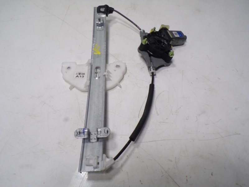 Recambio de elevalunas trasero izquierdo para kia rio (yb) 1.0 tgdi cat referencia OEM IAM 83401H8100 83450H8000 