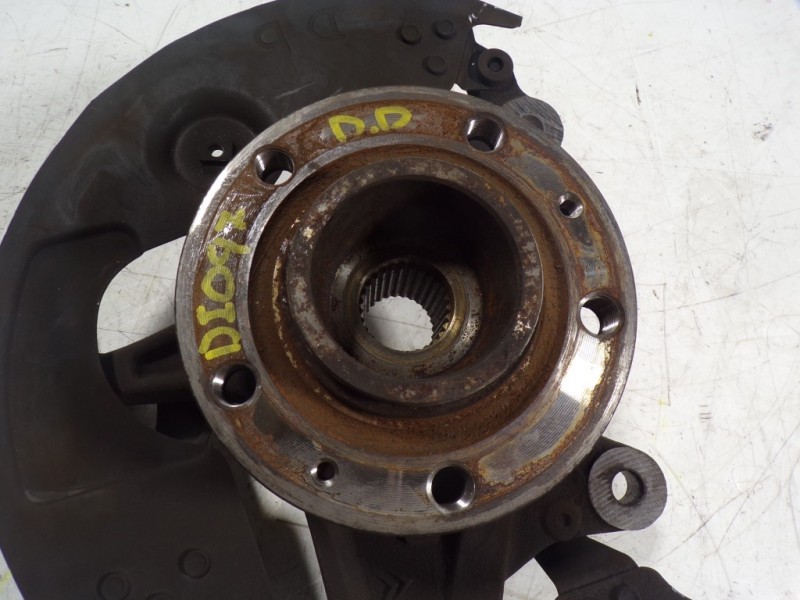 Recambio de mangueta delantera derecha para citroën c4 picasso 1.6 hdi fap referencia OEM IAM 1610138080  