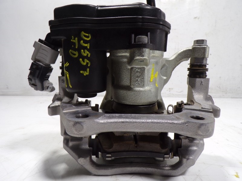 Recambio de pinza freno trasera derecha para toyota c-hr 132 kw referencia OEM IAM 47830F4030  