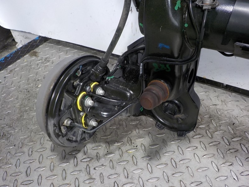 Recambio de puente trasero para citroën c-elysée 1.6 blue-hdi fap referencia OEM IAM 1608396680  