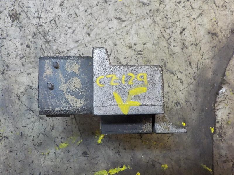 Recambio de caja precalentamiento para citroën berlingo cuadro 1.6 16v hdi referencia OEM IAM 598140  