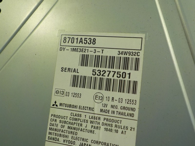 Recambio de sistema audio / radio cd para mitsubishi space star (a00) 1.2 referencia OEM IAM 8701A799XB 8701A538 