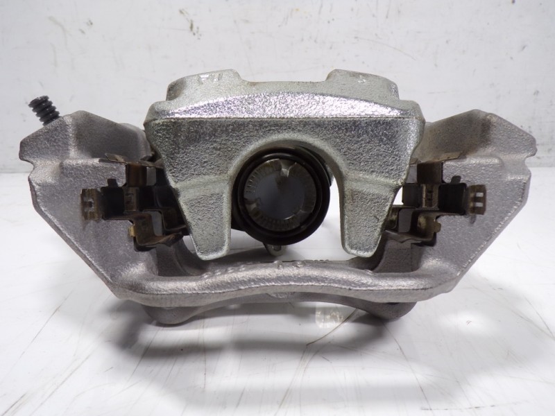 Recambio de pinza freno trasera izquierda para toyota c-hr 132 kw referencia OEM IAM 47850F4030  
