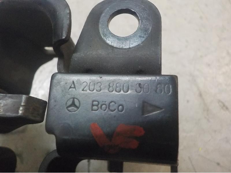 Recambio de cerradura capot para mercedes-benz clase c (w203) berlina 2.2 cdi cat referencia OEM IAM   