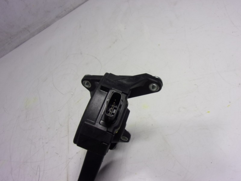 Recambio de potenciometro pedal para toyota c-hr 132 kw referencia OEM IAM 78110F4022 78110F4022 21078C2