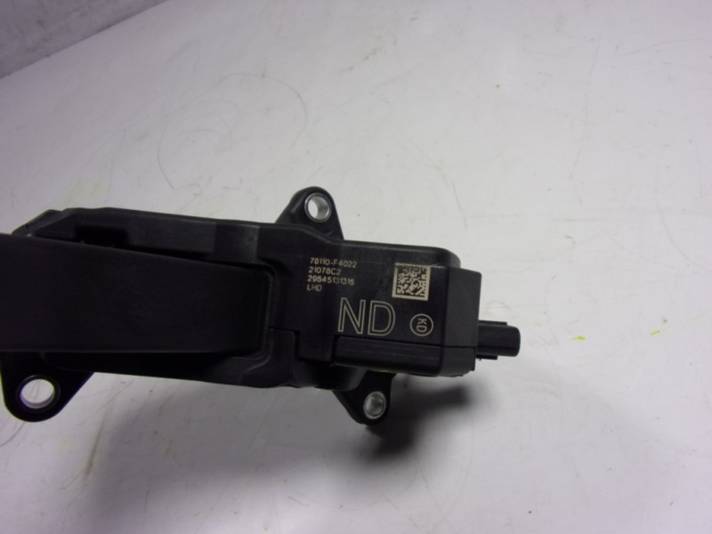 Recambio de potenciometro pedal para toyota c-hr 132 kw referencia OEM IAM 78110F4022 78110F4022 21078C2