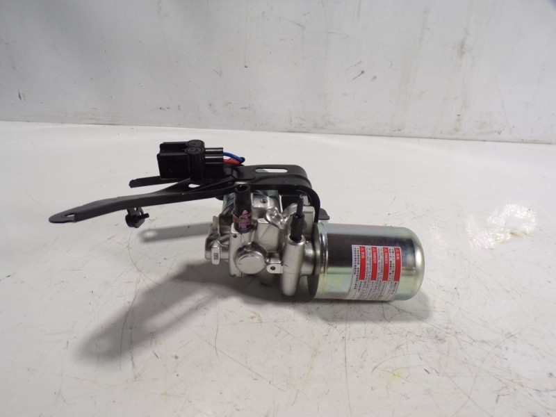 Recambio de servofreno para toyota rav4 hybrid fwd referencia OEM IAM 4707042050 20Y07G2200 20Y07G2200