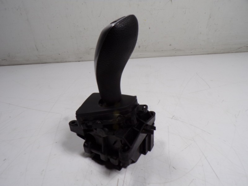 Recambio de palanca cambio para bmw serie 1 lim. (f20) 2.0 turbodiesel referencia OEM IAM 61319296896 1009997100 