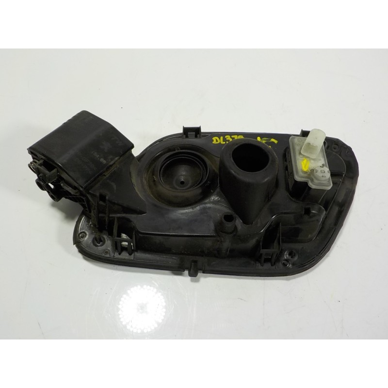 Recambio de tapa combustible para peugeot 508 sw 1.5 blue-hdi fap referencia OEM IAM 9819640780 9813390180 9813390180