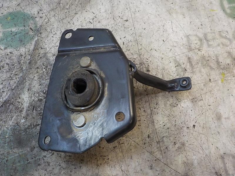 Recambio de soporte cambio para citroën berlingo cuadro 1.6 16v hdi referencia OEM IAM 184451  