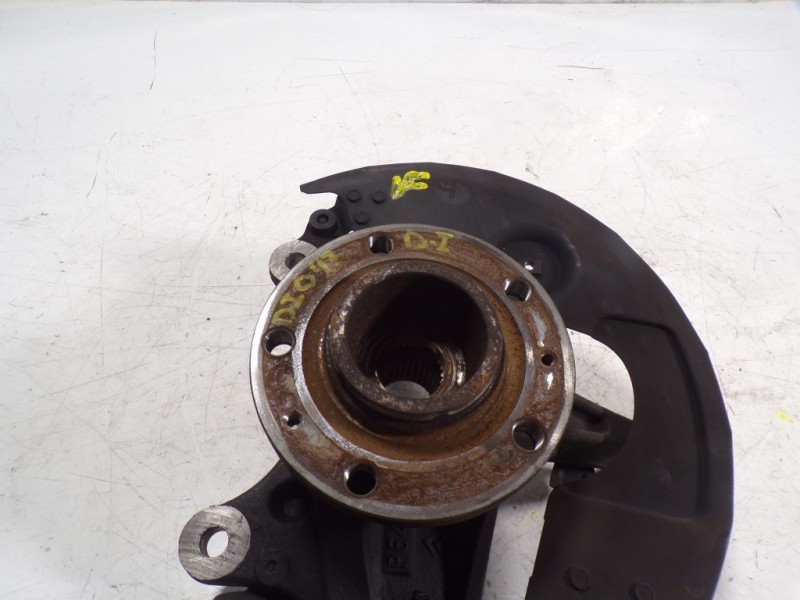 Recambio de mangueta delantera izquierda para citroën c4 picasso 1.6 hdi fap referencia OEM IAM 1610137880  