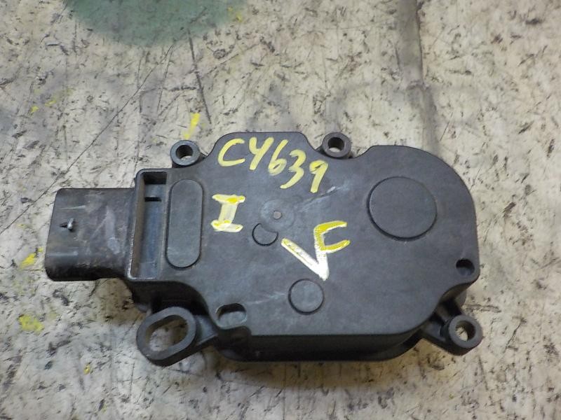 Recambio de motor apertura trampillas climatizador para renault clio iv technofeel referencia OEM IAM   