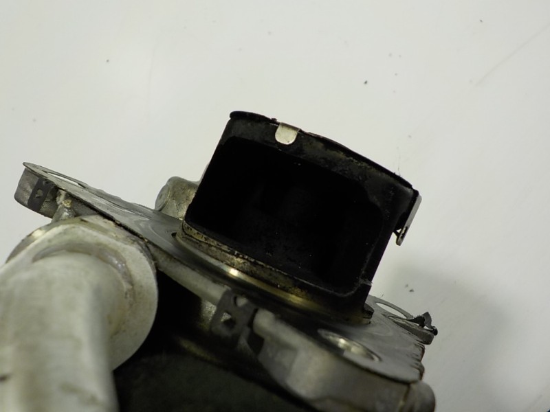 Recambio de valvula egr para seat leon (5f1) 1.6 tdi referencia OEM IAM 04L131501N 04L131501 