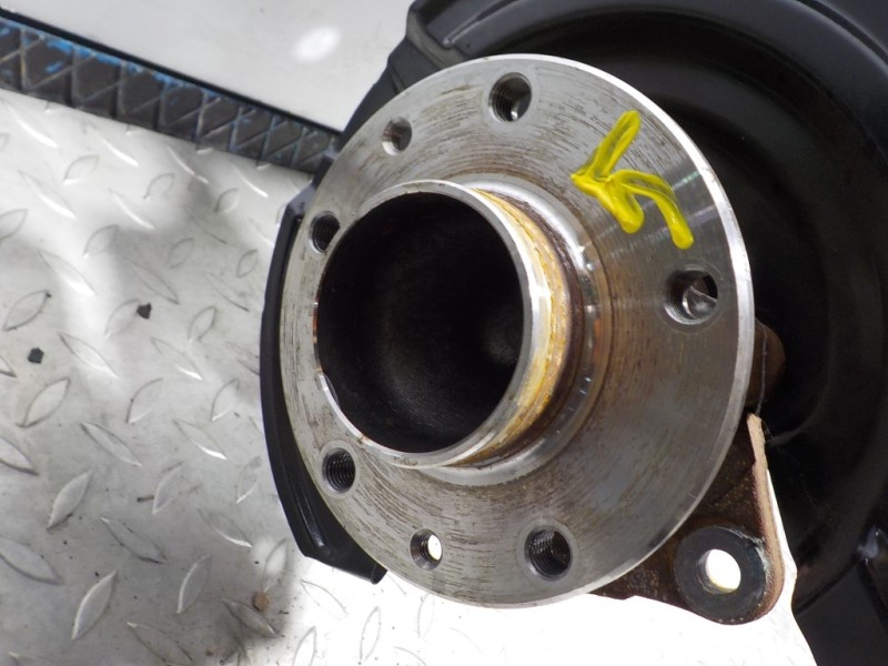 Recambio de puente trasero para renault megane iv berlina 5p 1.3 tce cat referencia OEM IAM 555012262R  