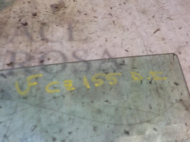 Recambio de cristal puerta delantero izquierdo para volkswagen golf v berlina (1k1) 1.9 tdi referencia OEM IAM 1K4845201B  