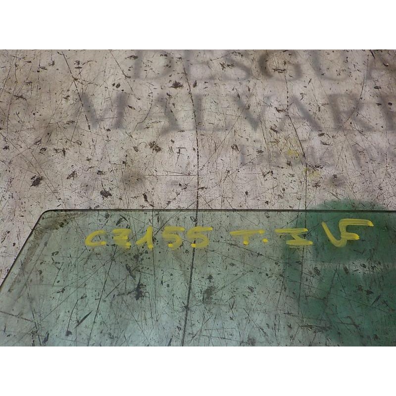 Recambio de cristal puerta trasero izquierdo para volkswagen golf v berlina (1k1) 1.9 tdi referencia OEM IAM 1K6845025B  