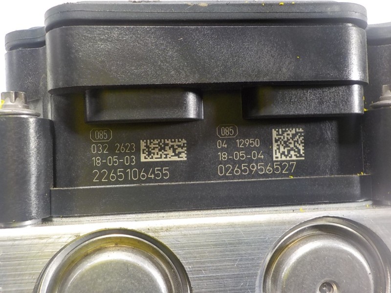 Recambio de abs para dacia sandero stepway referencia OEM IAM 476605460R 476601842R 0265956527