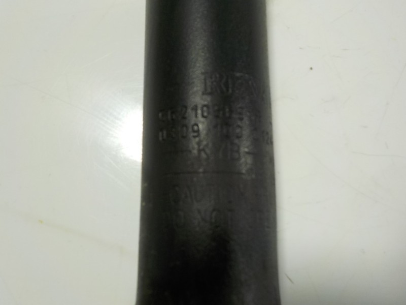 Recambio de amortiguador trasero izquierdo para dacia sandero stepway referencia OEM IAM 562104719R 562105691R 03091000124