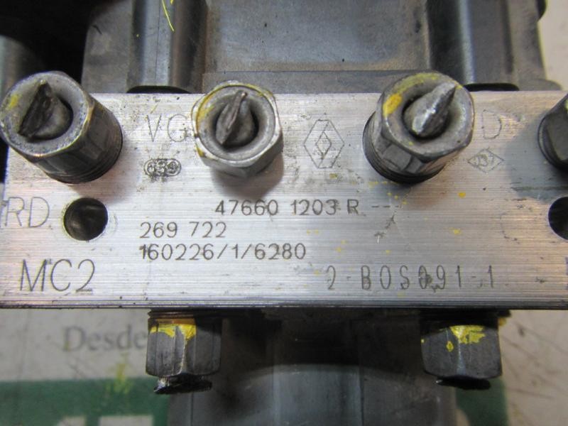 Recambio de abs para dacia sandero stepway referencia OEM IAM 476609404R 476601203R 