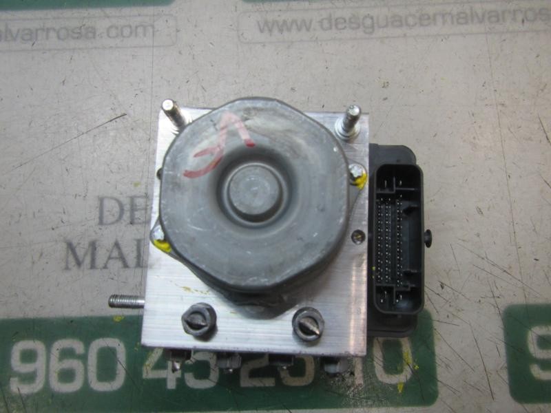 Recambio de abs para dacia sandero stepway referencia OEM IAM 476609404R 476601203R 