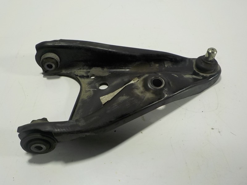 Recambio de brazo suspension inferior delantero derecho para dacia sandero stepway referencia OEM IAM 545019811R 545006623R 4020