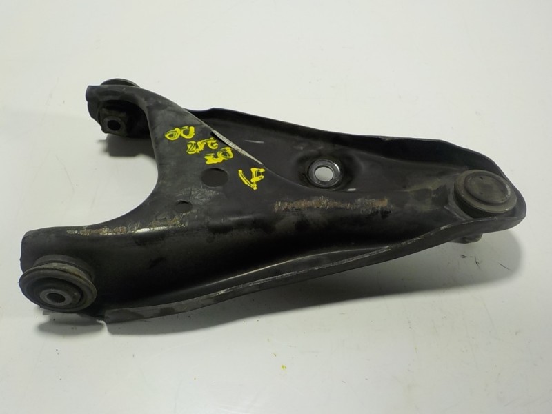 Recambio de brazo suspension inferior delantero derecho para dacia sandero stepway referencia OEM IAM 545019811R 545006623R 4020