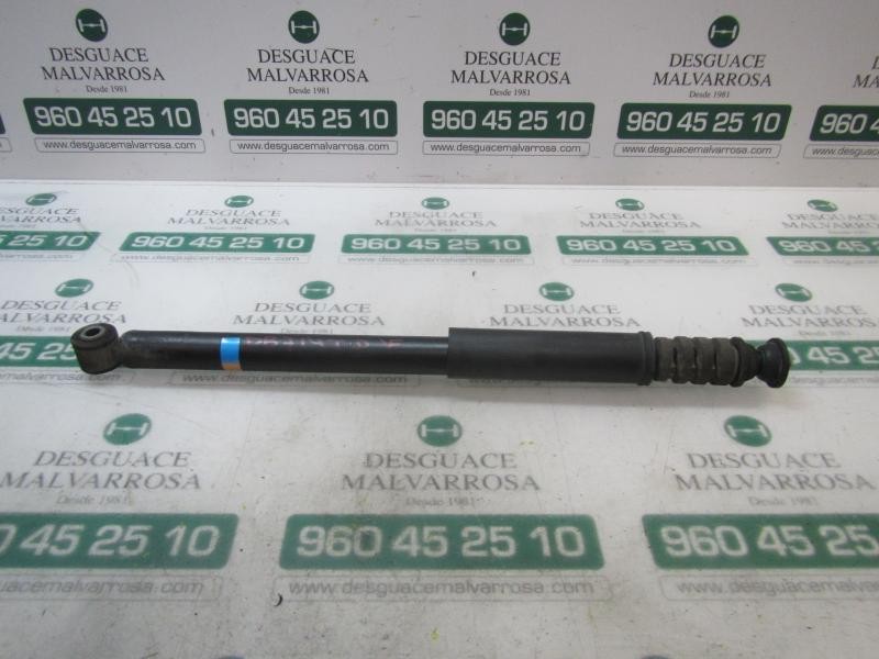 Recambio de amortiguador trasero derecho para dacia sandero stepway referencia OEM IAM 562104719R  