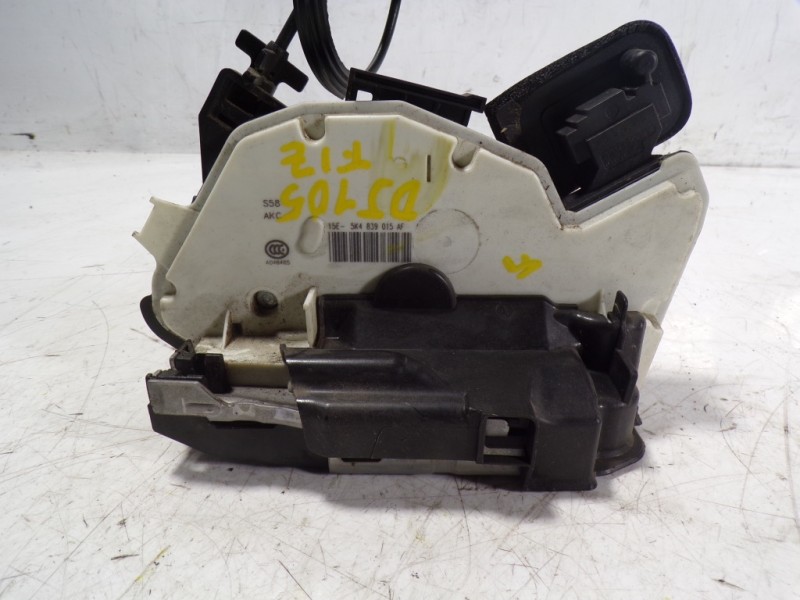 Recambio de cerradura puerta trasera izquierda para seat leon (5f1) fr referencia OEM IAM 5K4839015AF 5K4839015AF 