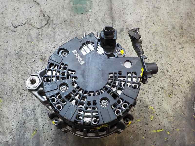 Recambio de alternador para volvo v40 cross country kinetic referencia OEM IAM  31119101 BOSCH 0125711042 150A 