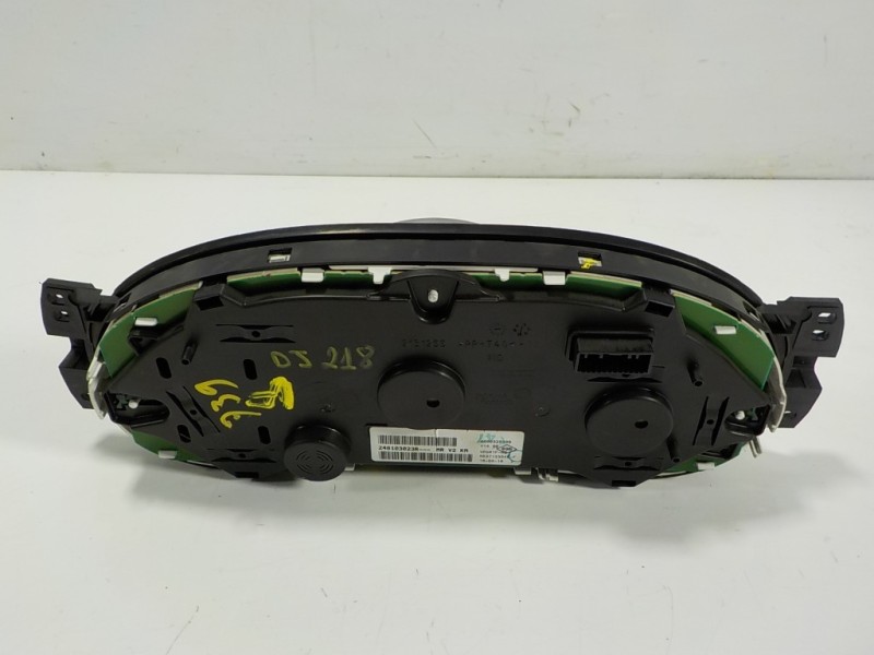 Recambio de cuadro instrumentos para dacia sandero stepway referencia OEM IAM 248105706R 248103023R NS37133045F