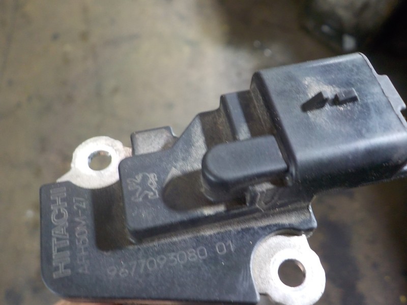 Recambio de caudalimetro para citroën c4 lim. 1.6 blue-hdi fap referencia OEM IAM 9677093080 9677093080 