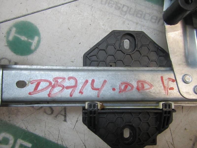 Recambio de elevalunas delantero derecho para dacia sandero stepway referencia OEM IAM 807209299R 807209299R 