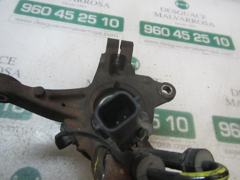 Recambio de mangueta delantera derecha para dacia sandero stepway referencia OEM IAM 400146275R  