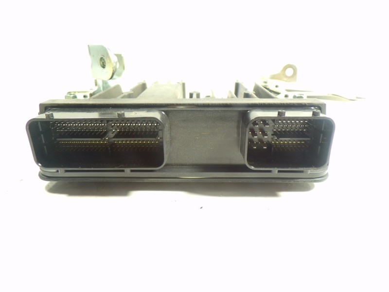 Recambio de centralita motor uce para lexus ux (za10) 250h referencia OEM IAM 8966176490 8966176490 2763003950