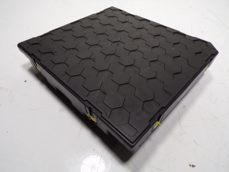 Recambio de modulo electronico para seat leon sportstourer (kl8) 2.0 tdi referencia OEM IAM 5WA937086AP 5WA937086AF 