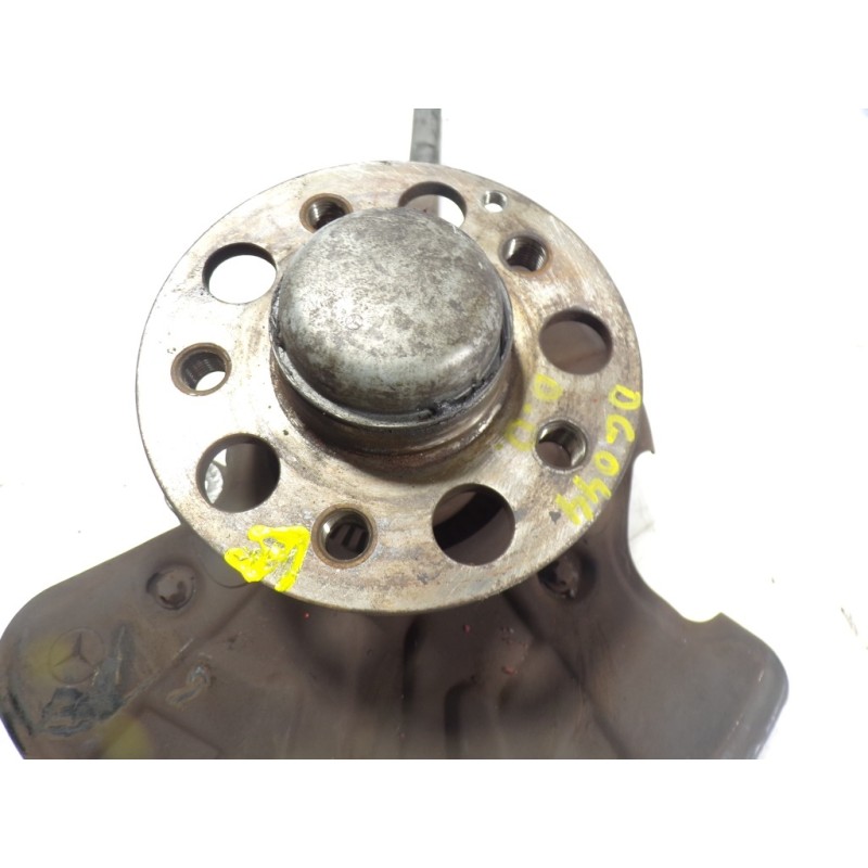 Recambio de mangueta delantera derecha para mercedes-benz clase cl (w215) coupe 500 (215.375) referencia OEM IAM A2203300120  