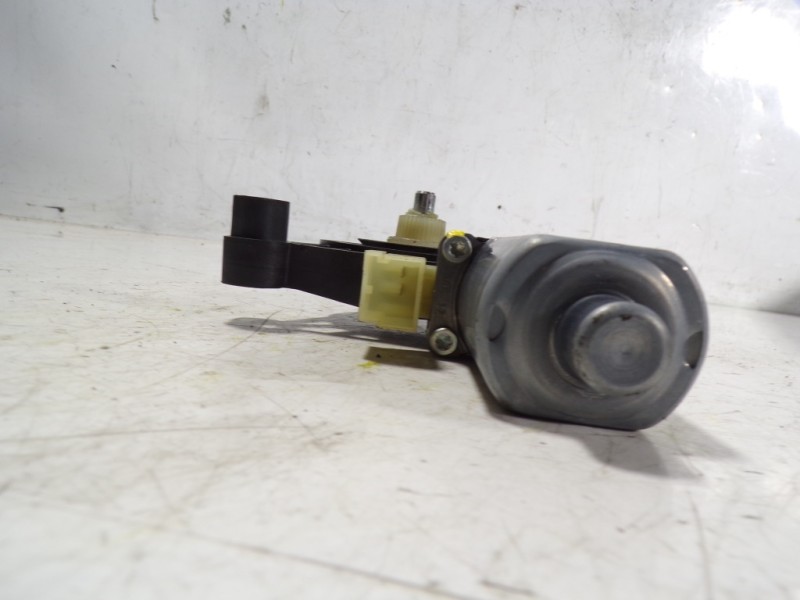 Recambio de motor elevalunas delantero izquierdo para seat leon (5f1) fr referencia OEM IAM 5Q0959801B 5Q0959801B 0130822717