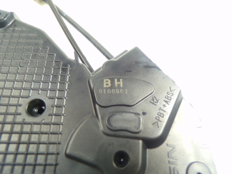 Recambio de cerradura puerta delantera derecha para lexus ux (za10) 250h referencia OEM IAM 6903076041 BH0100803 BH0100803