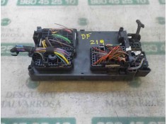 Recambio de caja reles / fusibles para opel insignia berlina 2.0 16v cdti referencia OEM IAM  1334549602SK  2