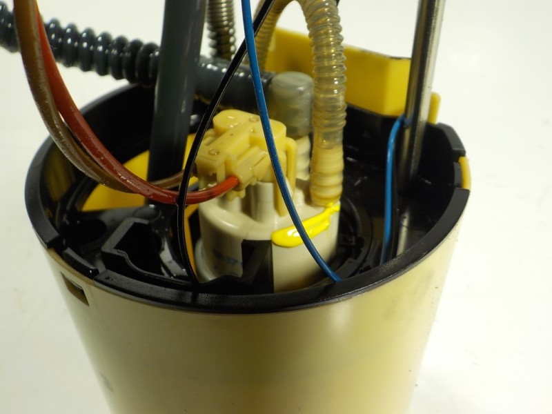 Recambio de aforador para ford transit caja abierta 350l referencia OEM IAM 2408304 GK319H307AE 