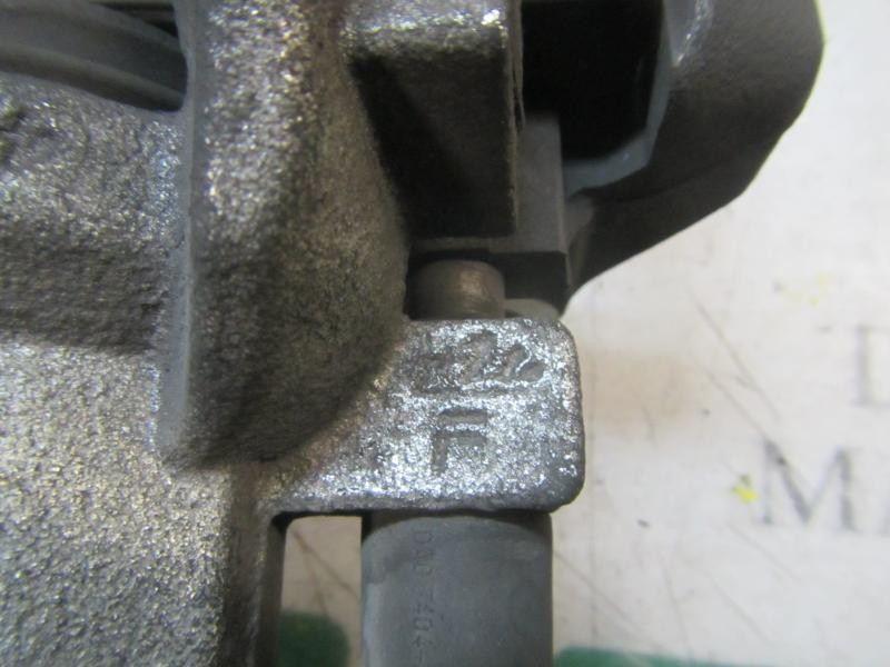 Recambio de pinza freno delantera izquierda para dacia sandero stepway referencia OEM IAM 410113834R  