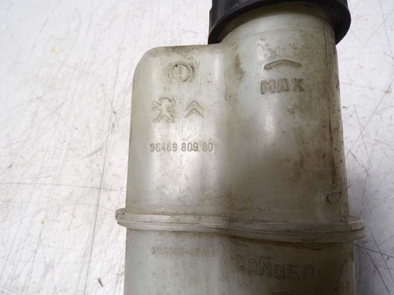 Recambio de bomba freno para peugeot 508 gt referencia OEM IAM 4601Y7 9646980980 