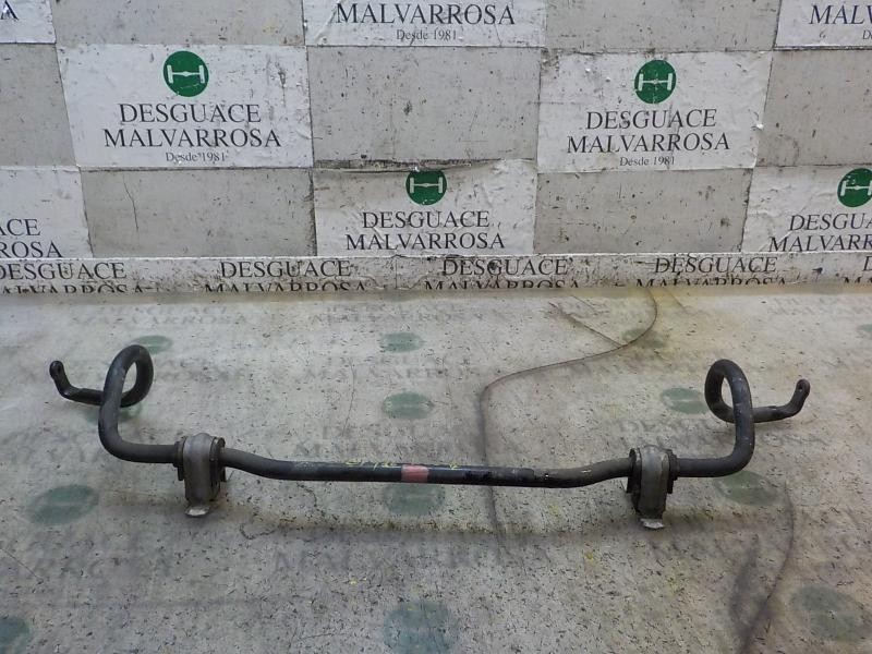 Recambio de barra estabilizadora delantera para renault clio iii 1.5 dci diesel referencia OEM IAM 8200699574  