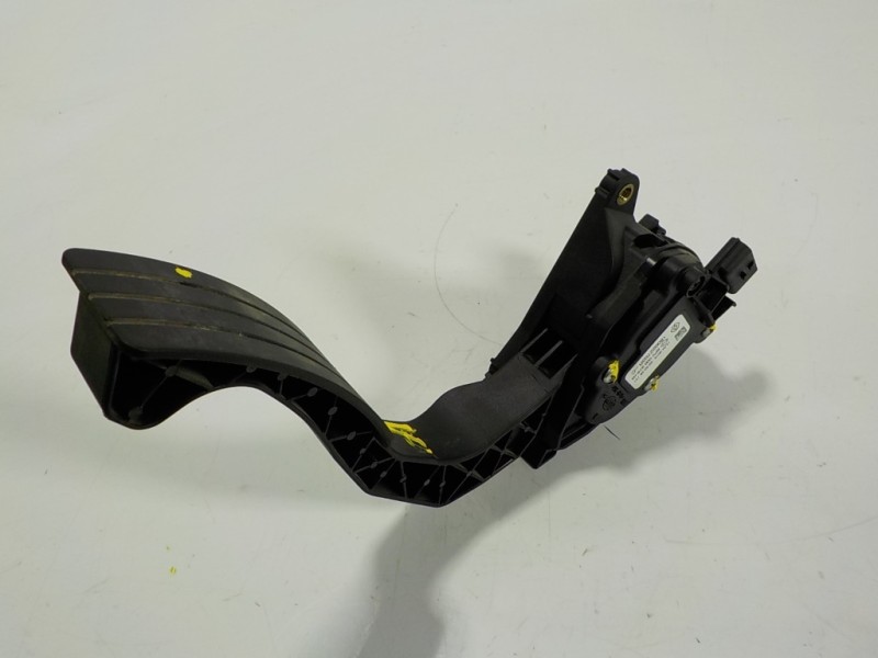 Recambio de potenciometro pedal para dacia sandero stepway referencia OEM IAM 180022703R 6PV00997803 