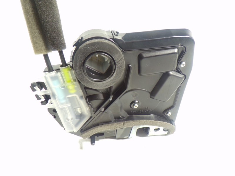 Recambio de cerradura puerta trasera derecha para lexus ux (za10) 250h referencia OEM IAM 6905076021 CD0100720 CD0100720