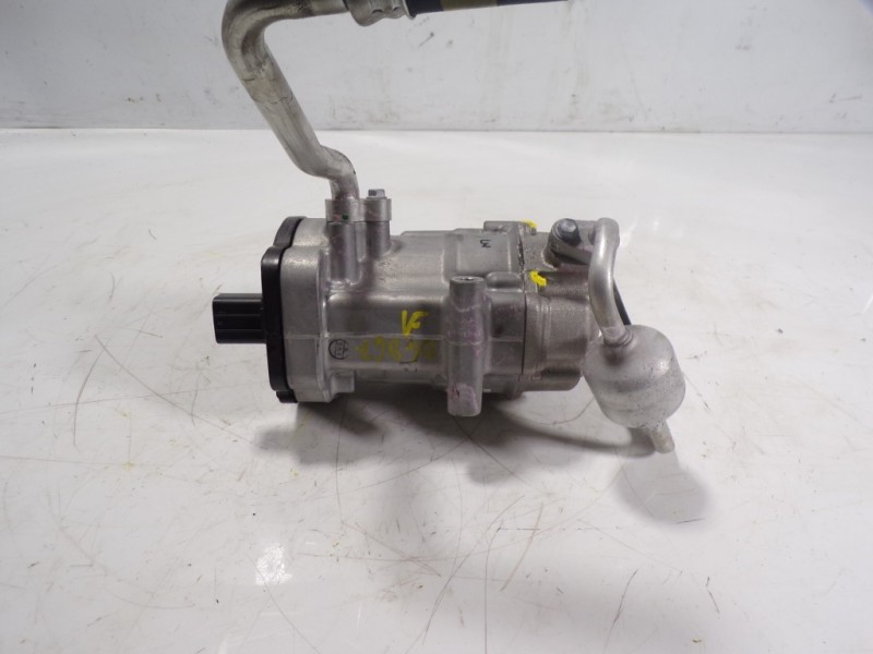 Recambio de compresor aire acondicionado para lexus ux (za10) 250h referencia OEM IAM 8837033050 0421001101 0421001101