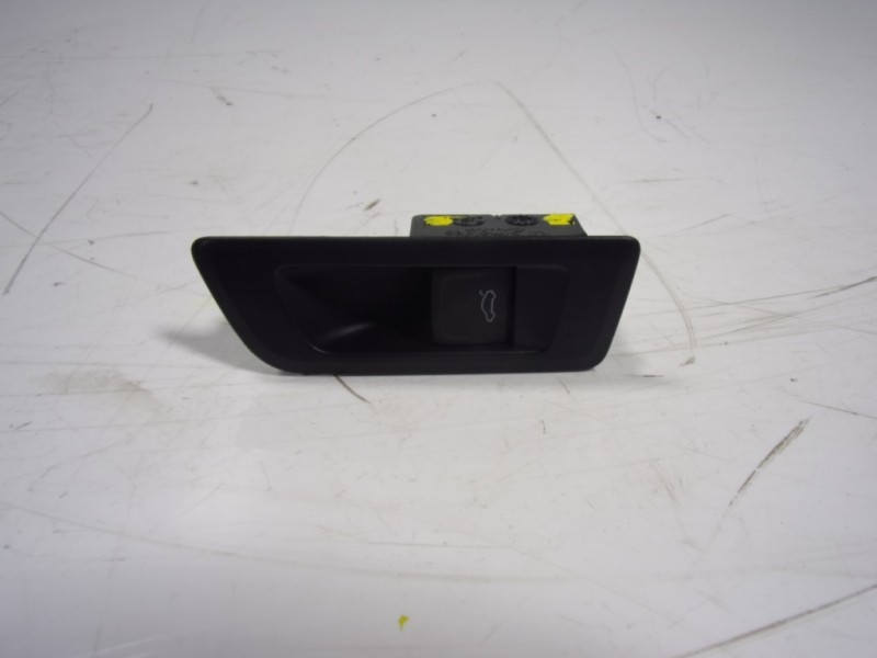 Recambio de modulo electronico para skoda kodiaq 2.0 tdi referencia OEM IAM 565959831WHS  