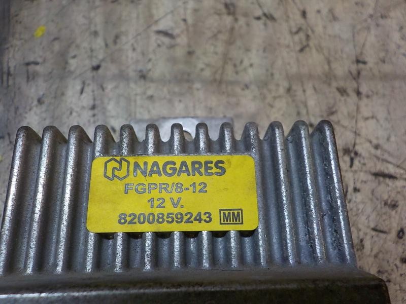 Recambio de caja precalentamiento para renault fluence dynamique referencia OEM IAM 8200859243 8200859243 