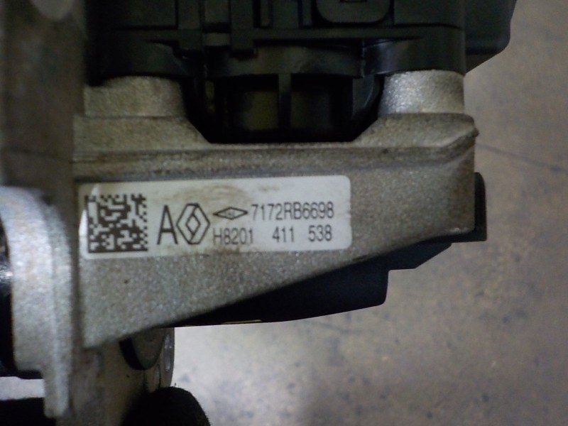 Recambio de valvula egr para dacia sandero stepway referencia OEM IAM 147107172R 7172RB6698 H8201411538