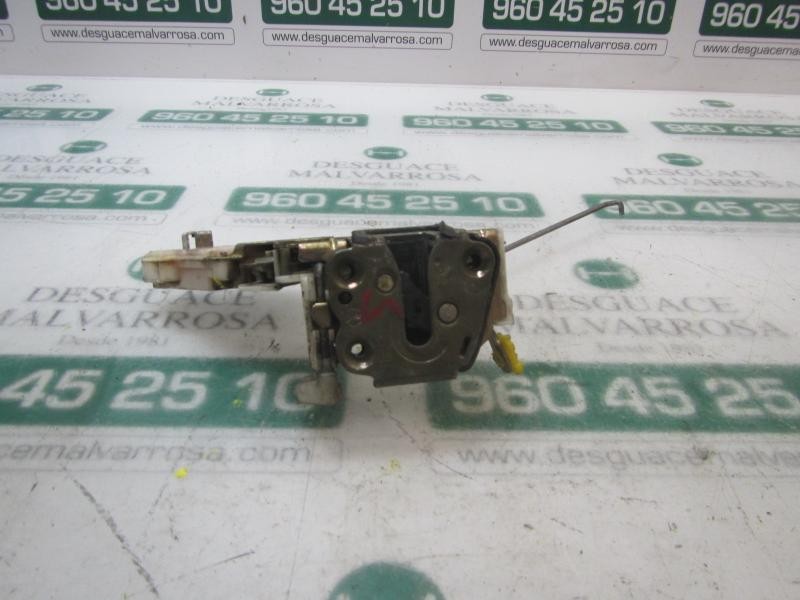 Recambio de cerradura puerta delantera derecha para nissan terrano/terrano.ii (r20) 2.7 turbodiesel referencia OEM IAM   